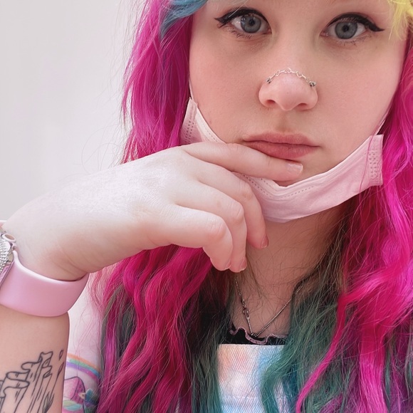 Meet your Posher, Sami - Picture 1 of 1